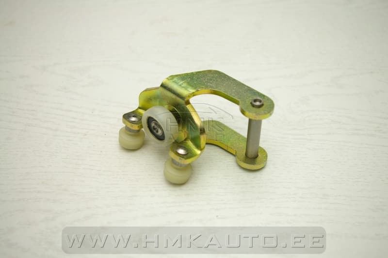 SOODUS!!! Liugukse keskmine tugi parem (liigendosa) MB Sprinter/VW LT 96-06