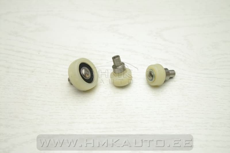 SOODUS!!! Liugukse rullide remontkomplekt, keskmine (vasak/parem) MB Sprinter/VW LT 96-06