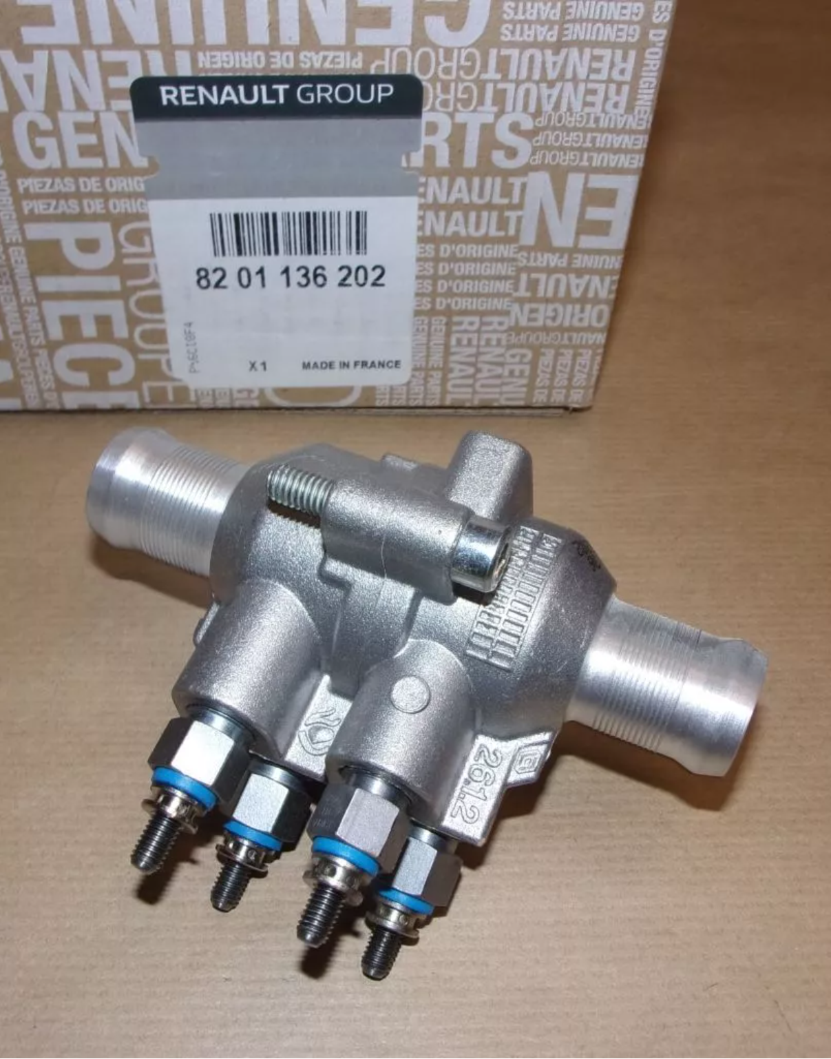 'Jahutusvedeliku lisasoojendi OEM Renault Master 2,3dCI